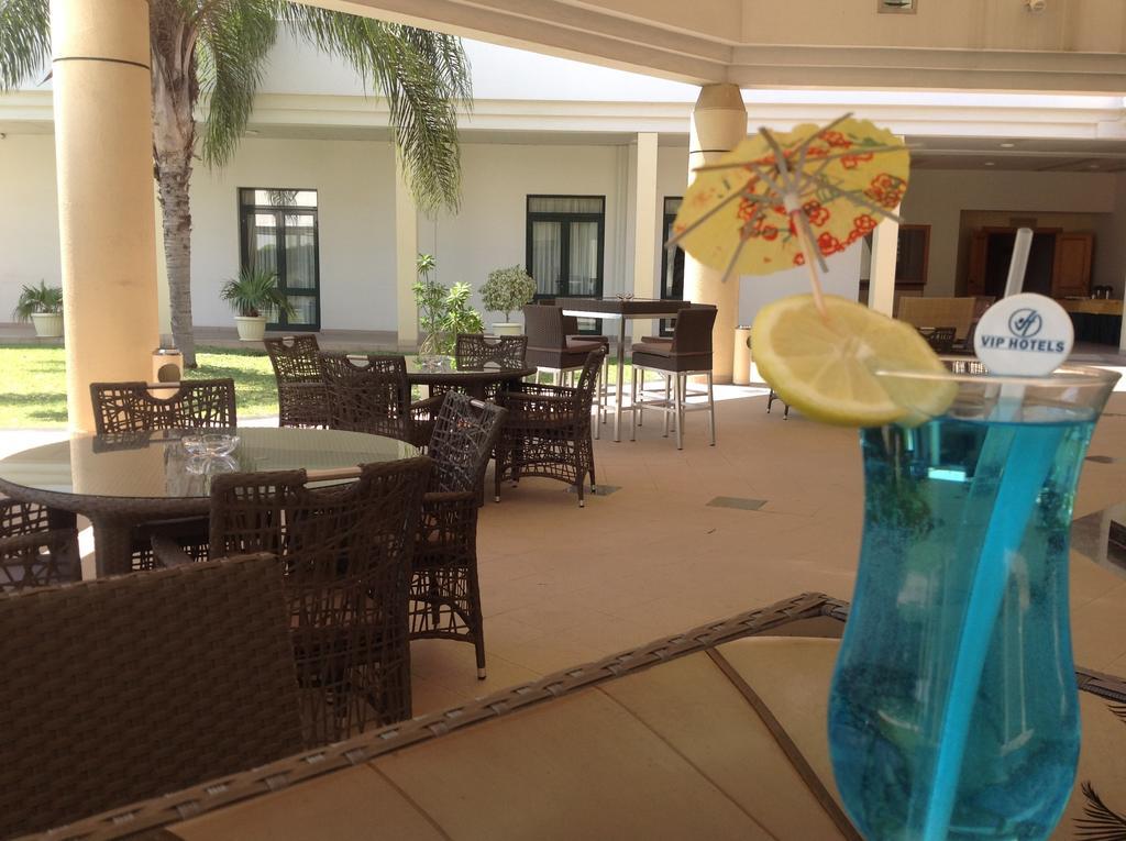 Hotel Vip Grand Maputo Bagian luar foto