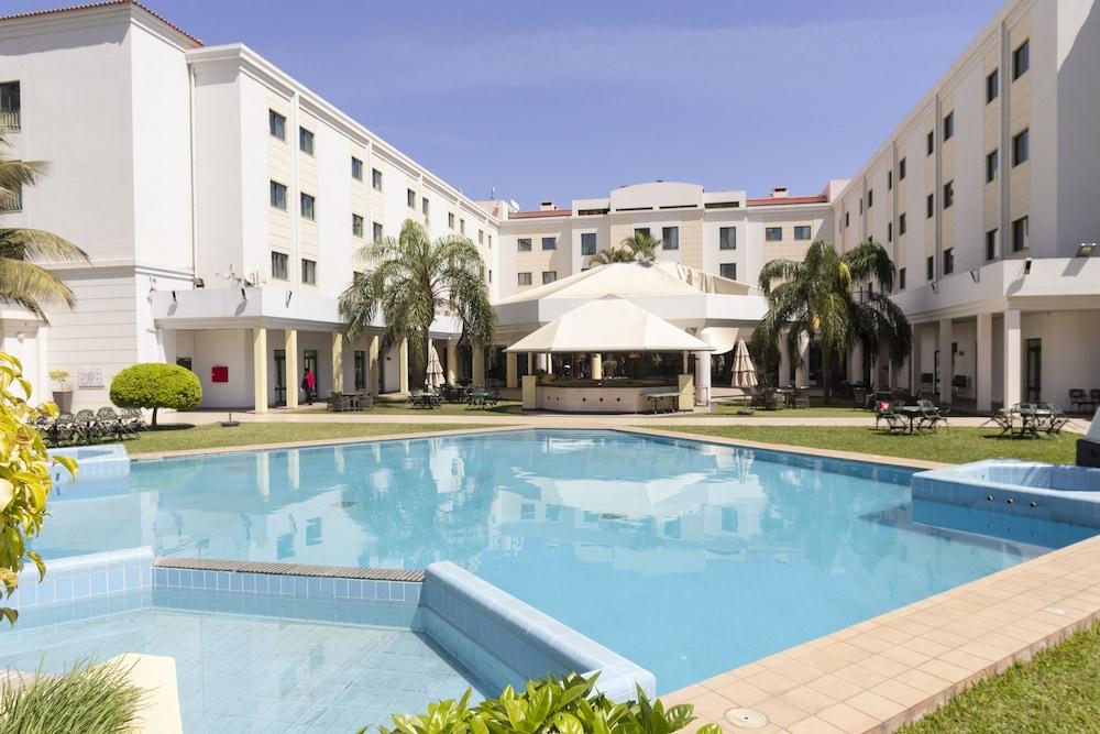 Hotel Vip Grand Maputo Bagian luar foto