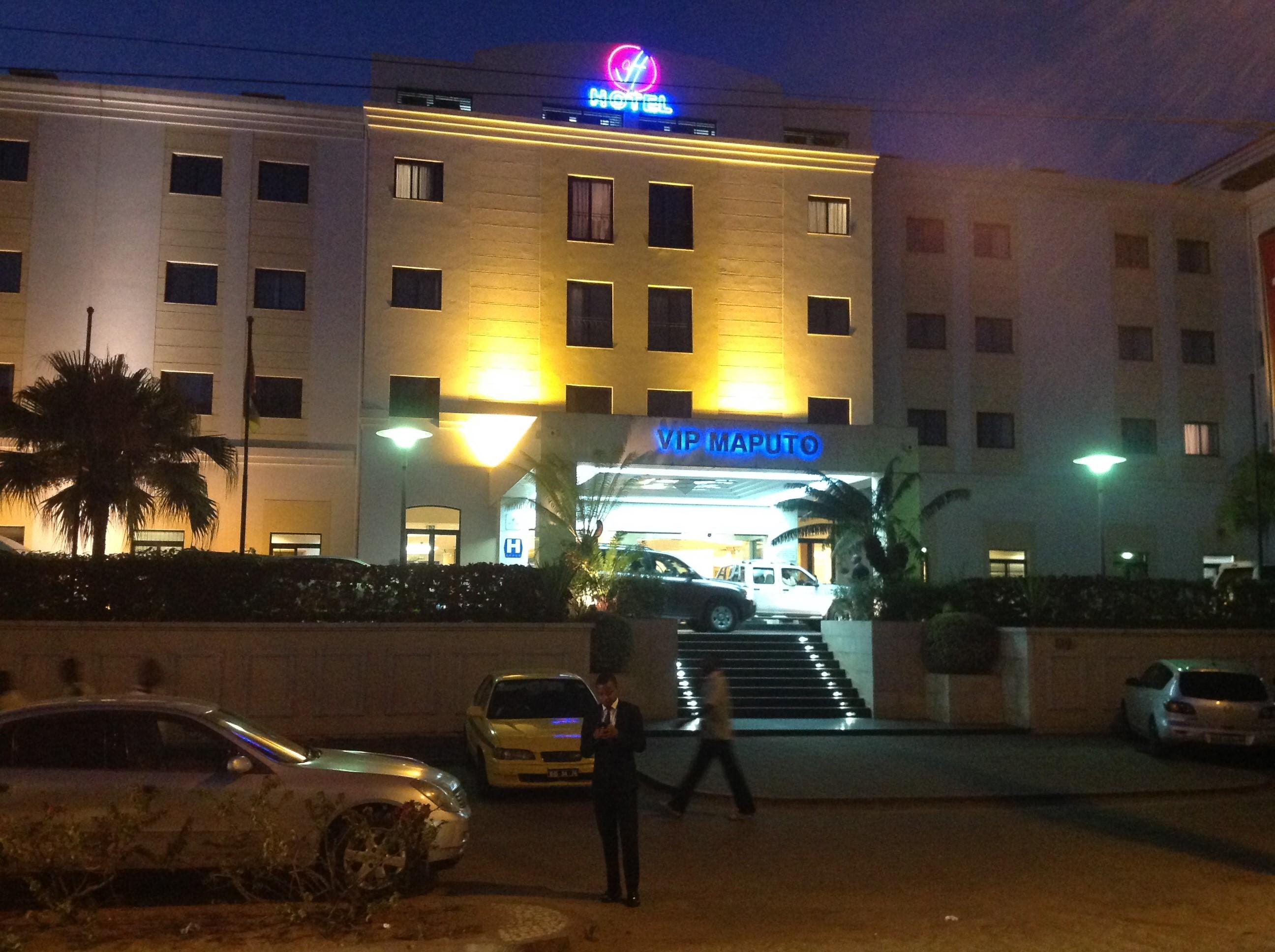 Hotel Vip Grand Maputo Bagian luar foto