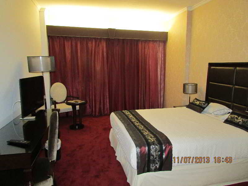 Hotel Vip Grand Maputo Bagian luar foto